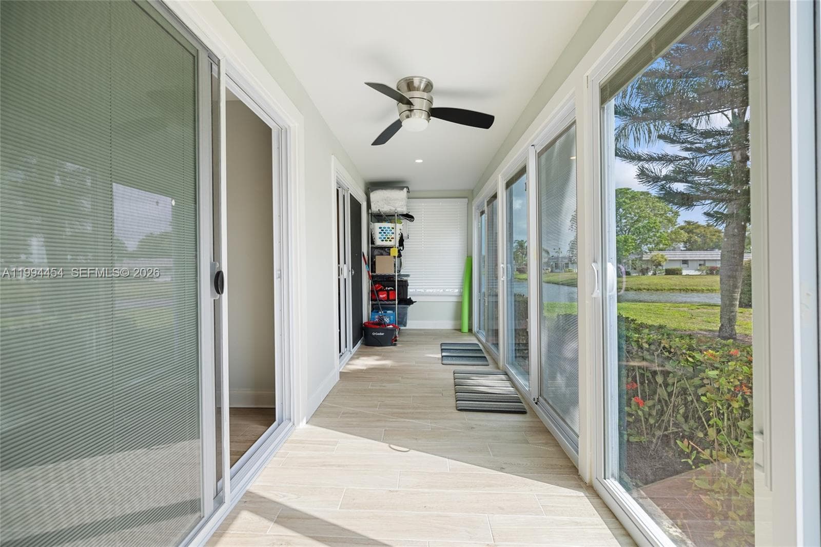 72 Monaco B 72 photo 21