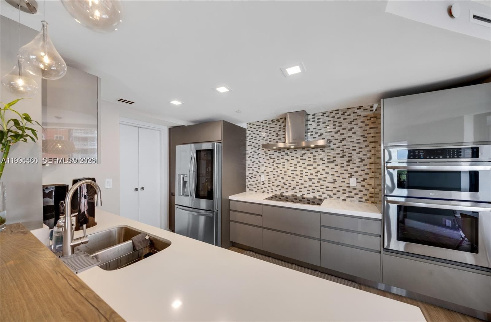 1581 Brickell Ave 506 photo 20