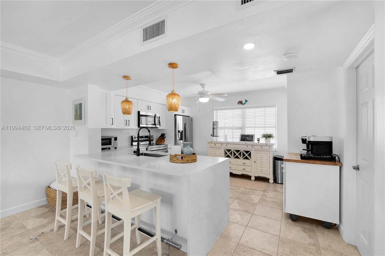 335 Virginia St photo 6