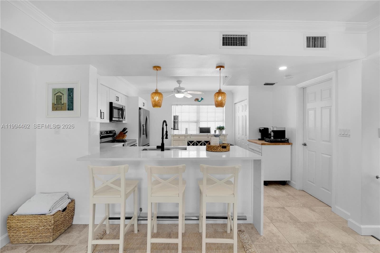 335 Virginia St photo 7