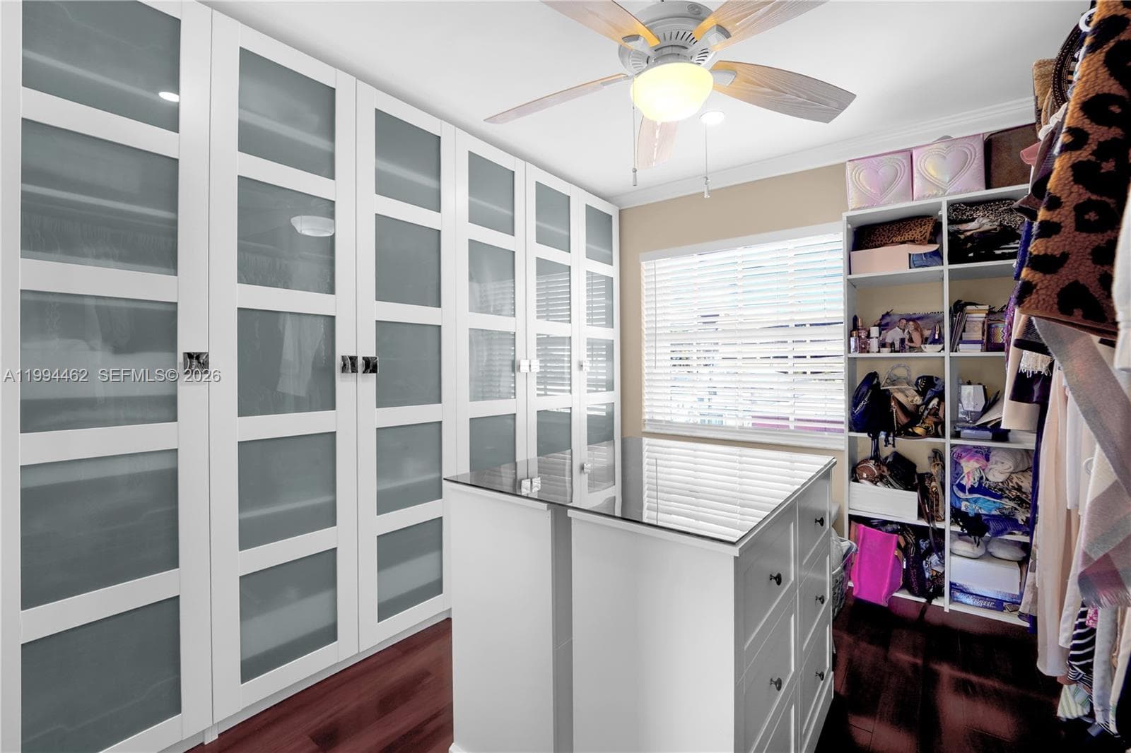 335 Virginia St photo 18