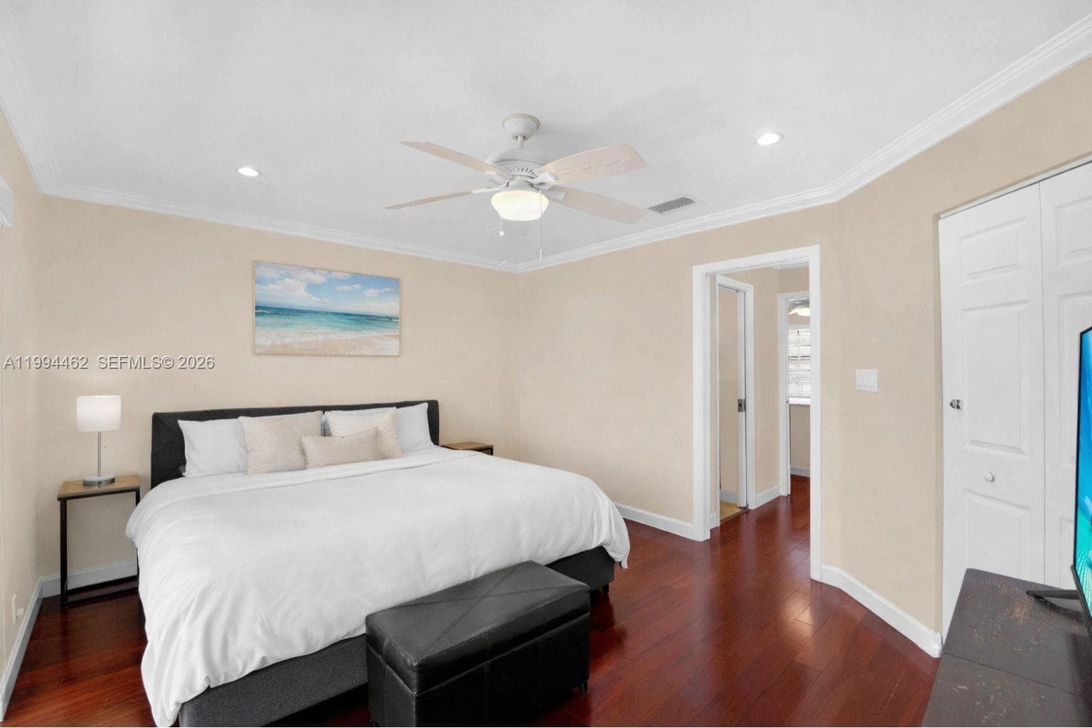 335 Virginia St photo 15