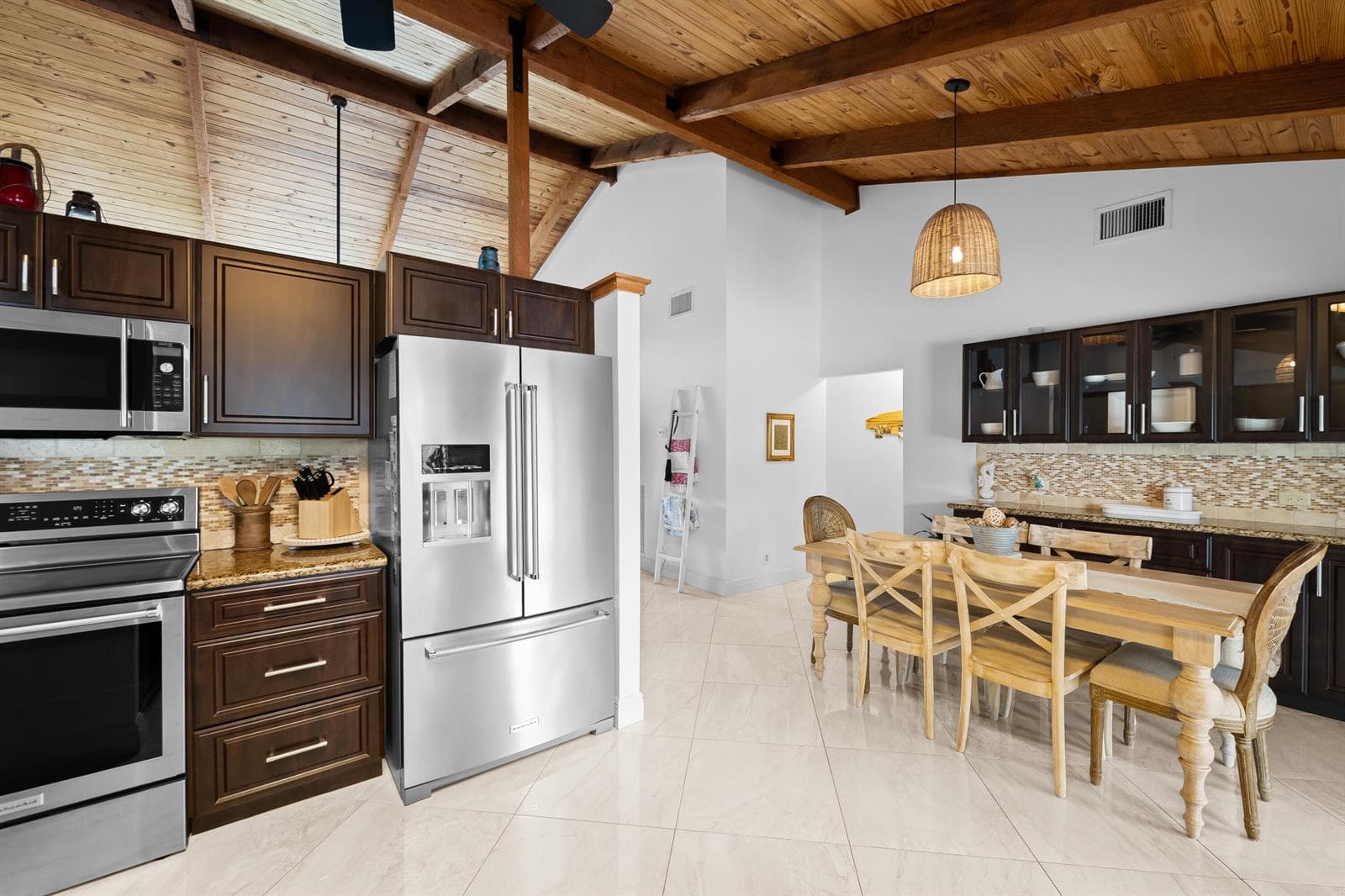 21521 E Hollandaire Dr Drive E photo 6