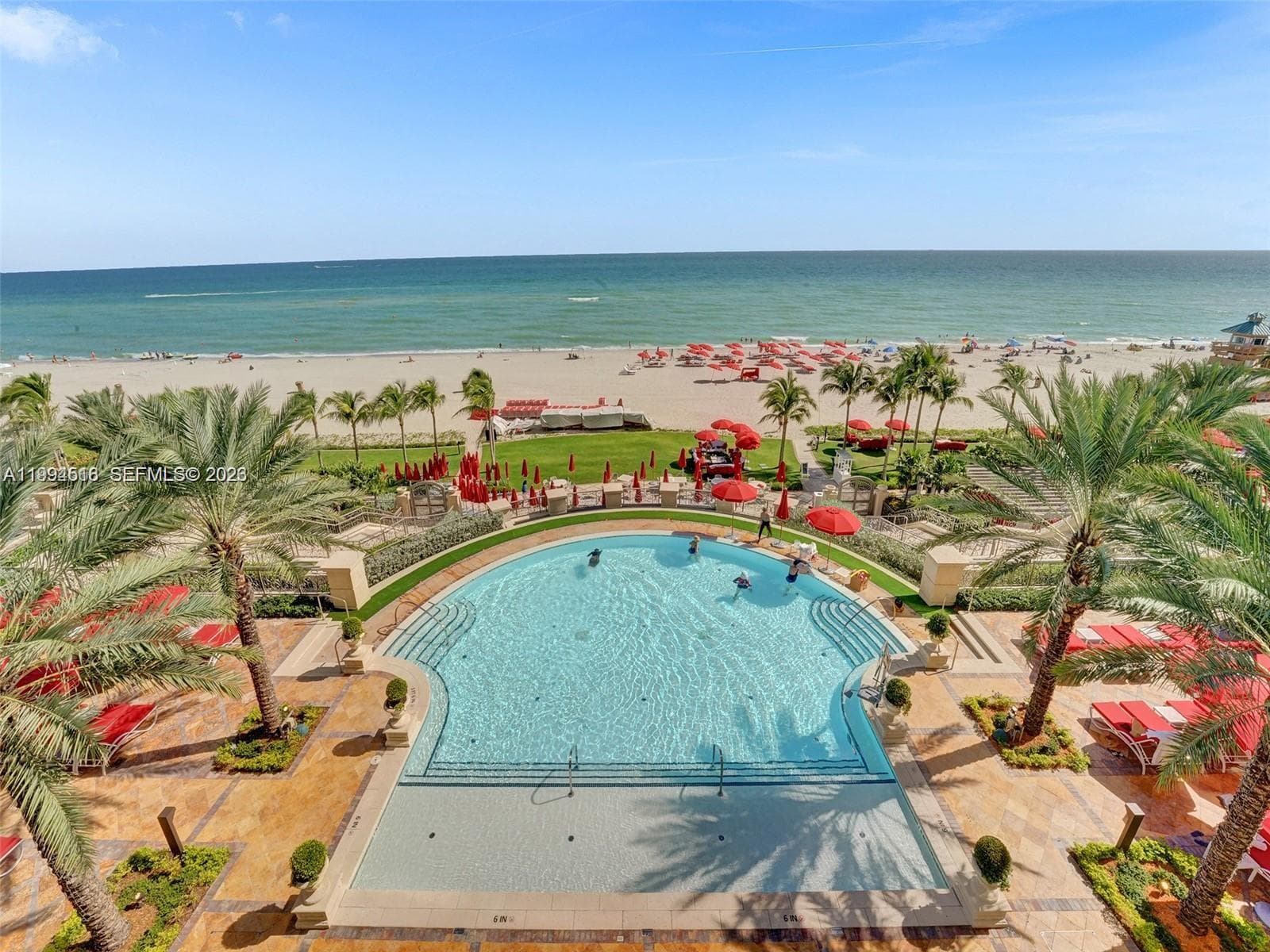 17901 COLLINS 2301 photo 13