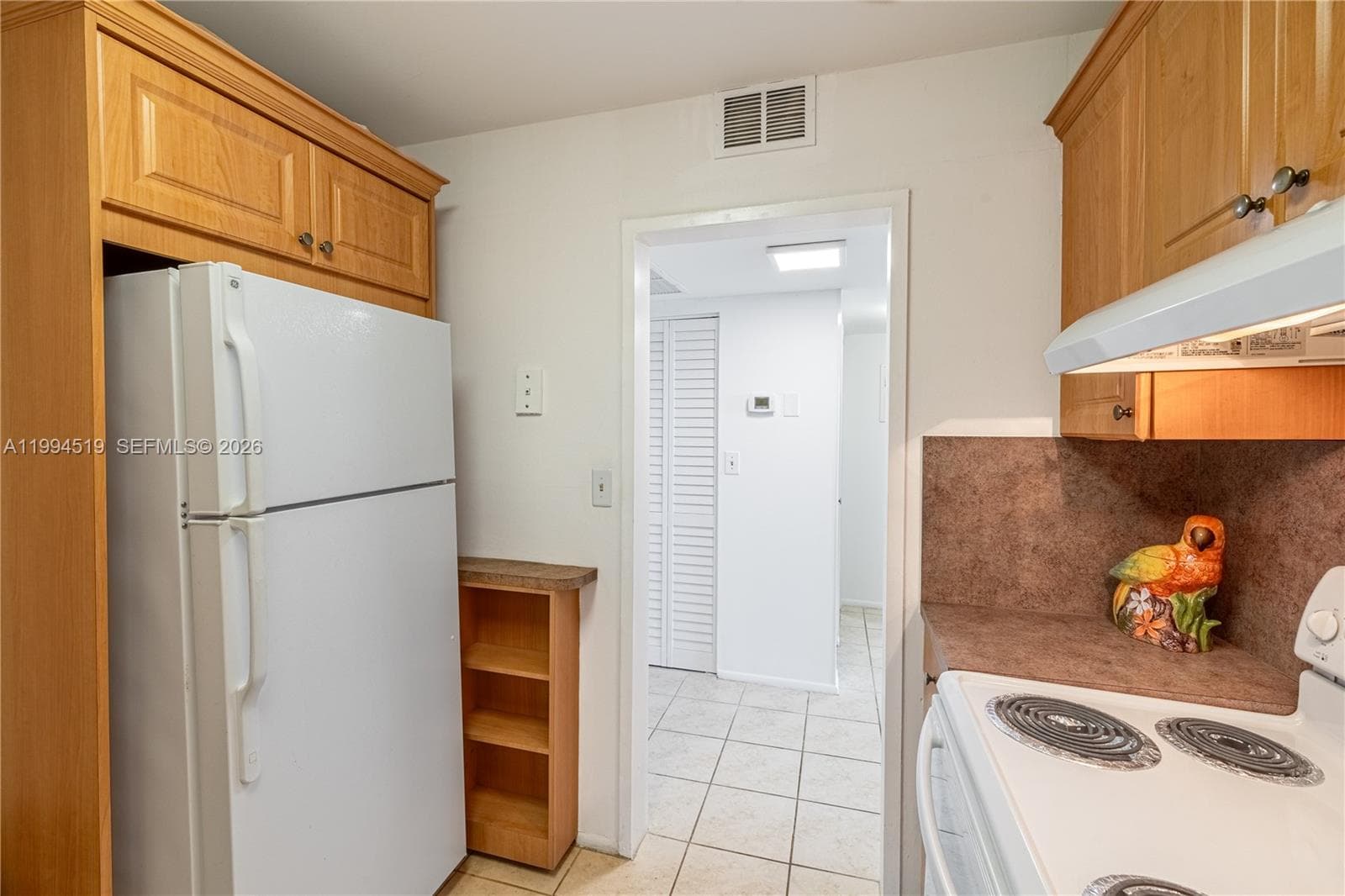 3180 Ocean Dr 718 photo 10