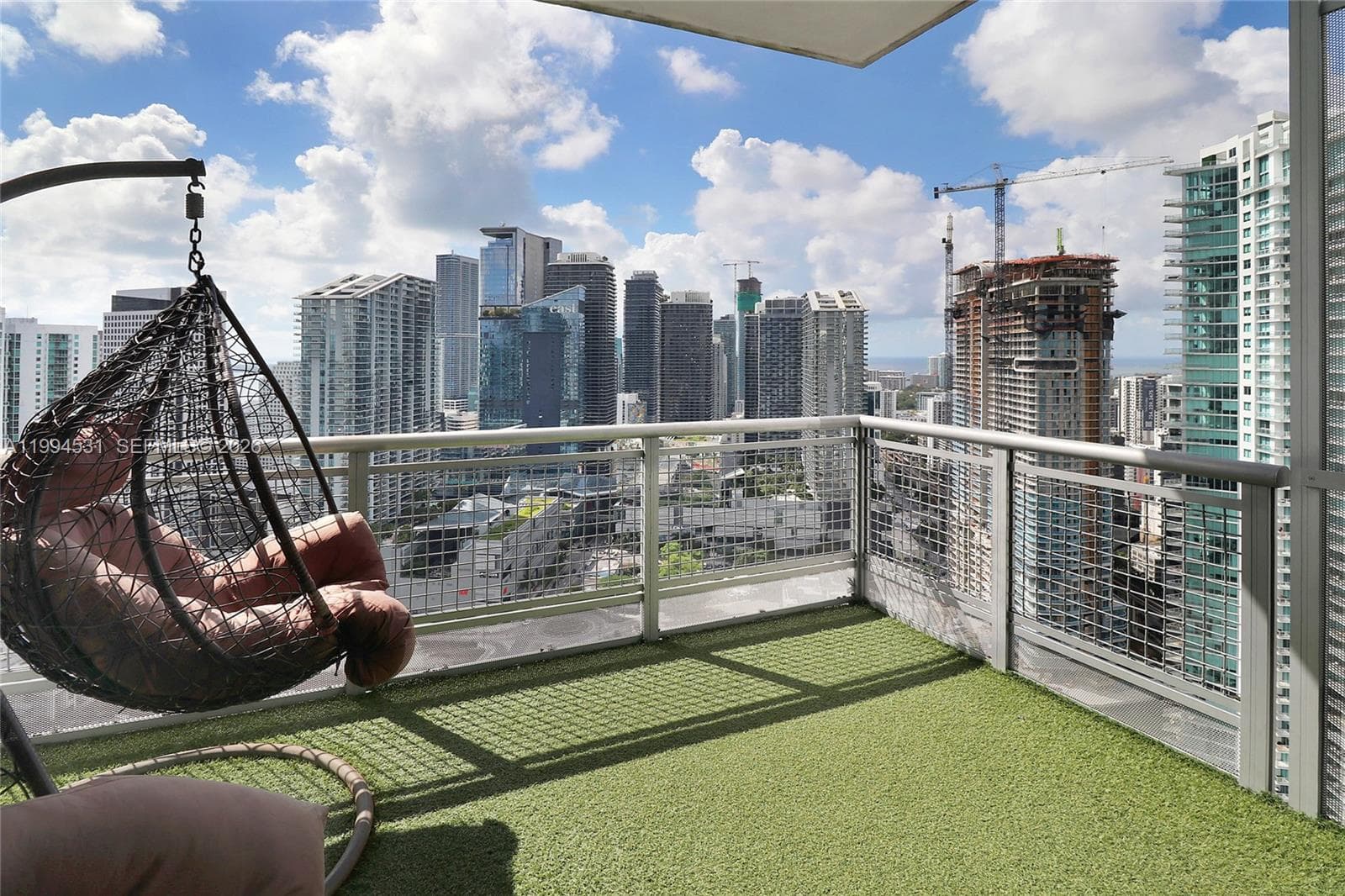 350 Miami Ave 4110 photo 2