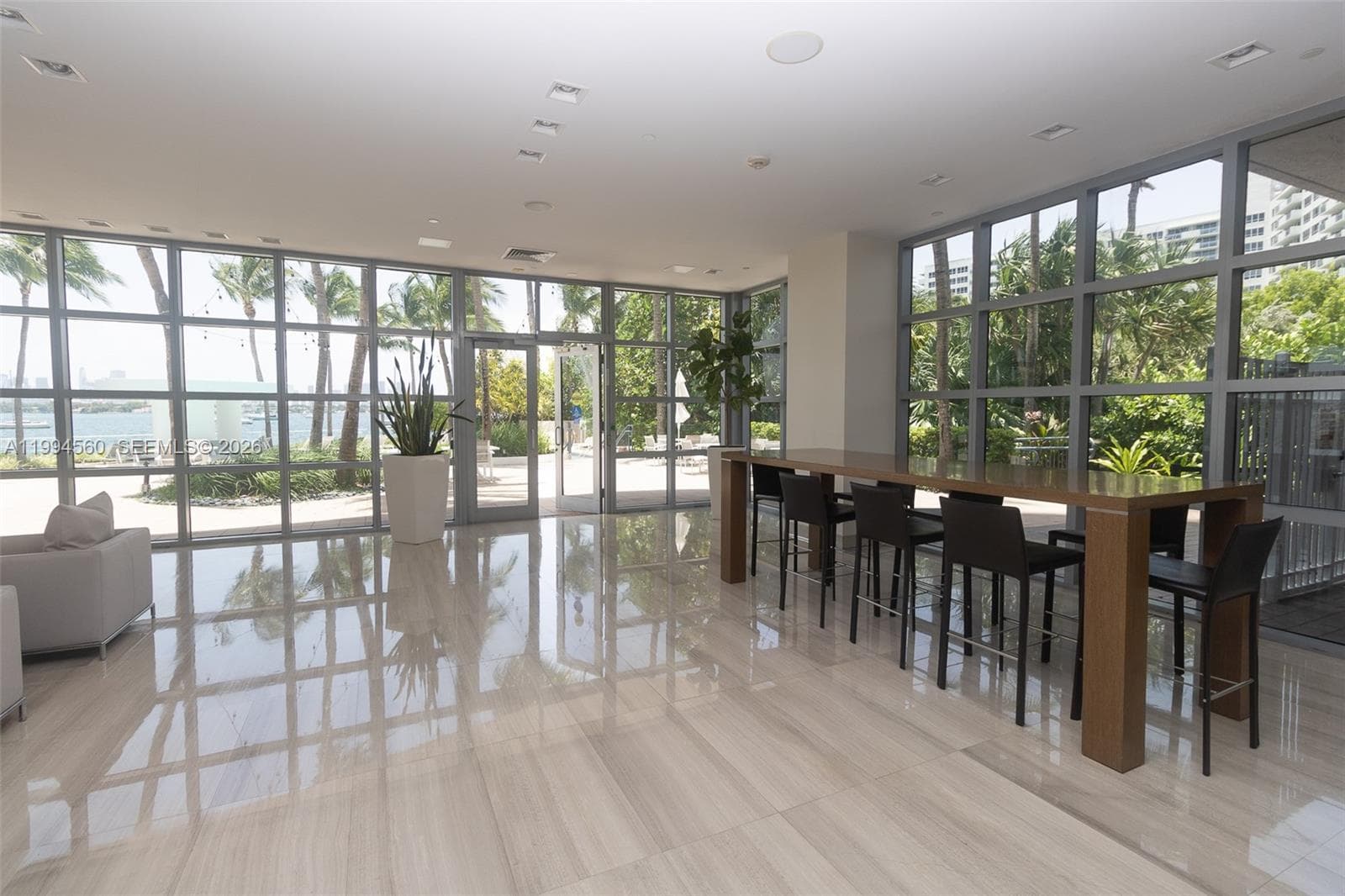 1330 West Ave 3305 photo 22