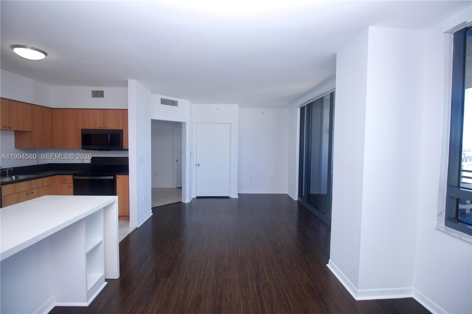 1330 West Ave 3305 photo 5