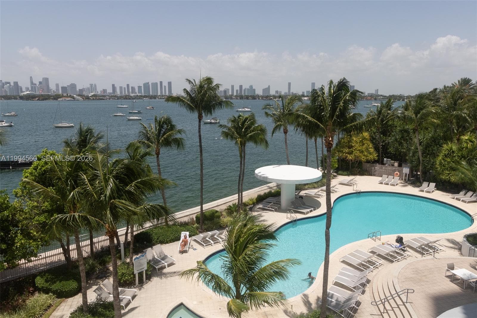 1330 West Ave 3305 photo 15