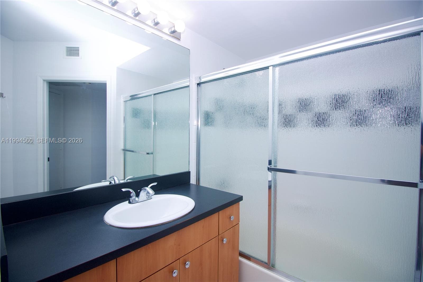 1330 West Ave 3305 photo 11