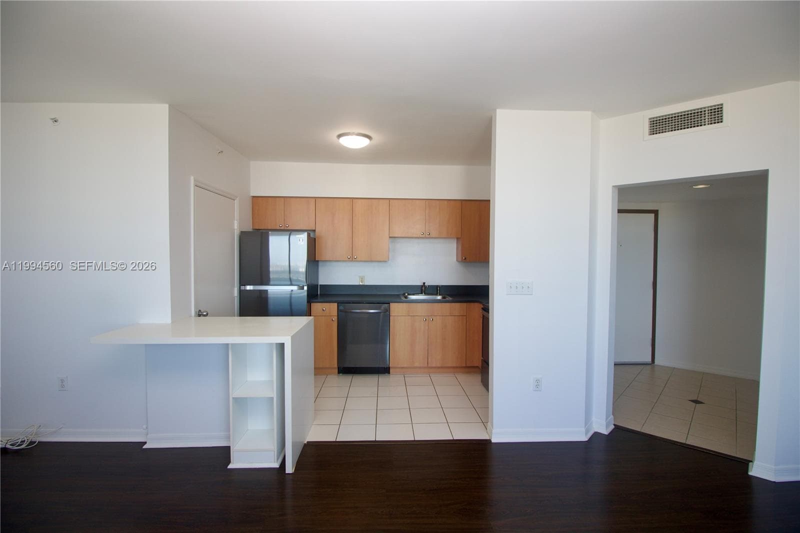1330 West Ave 3305 photo 4