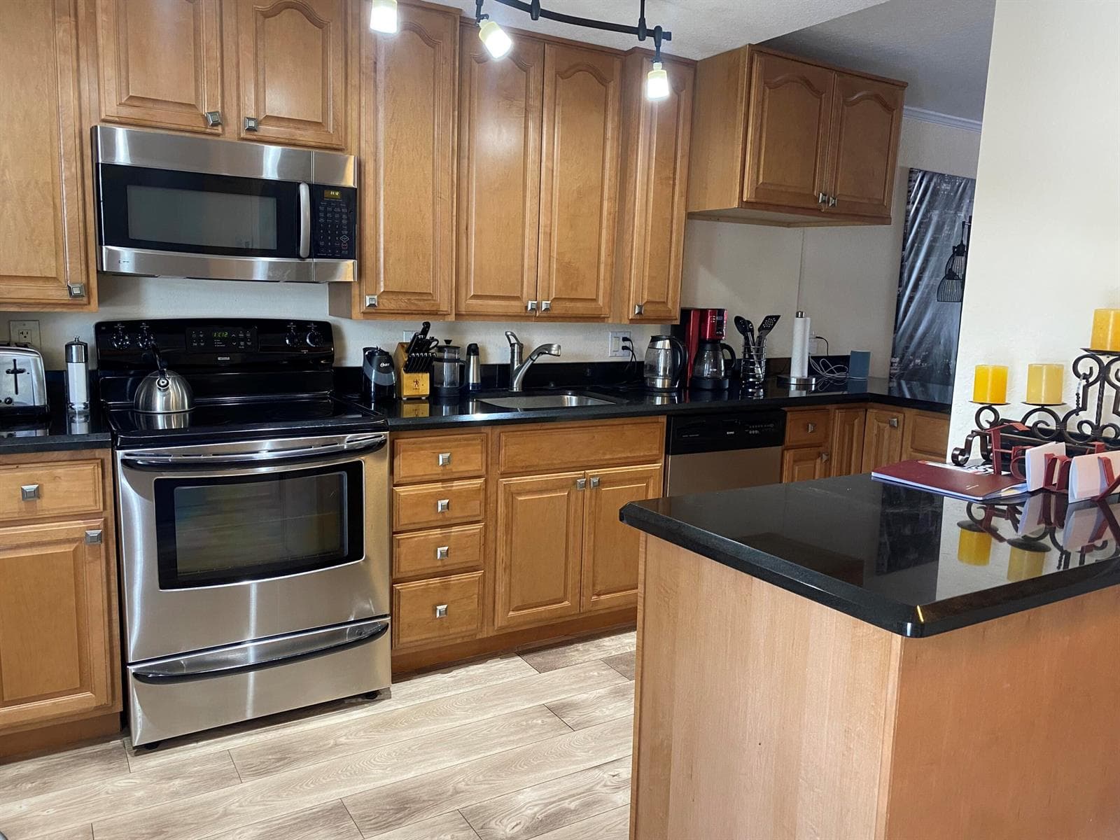 3 Royal Palm Way 102 photo 6