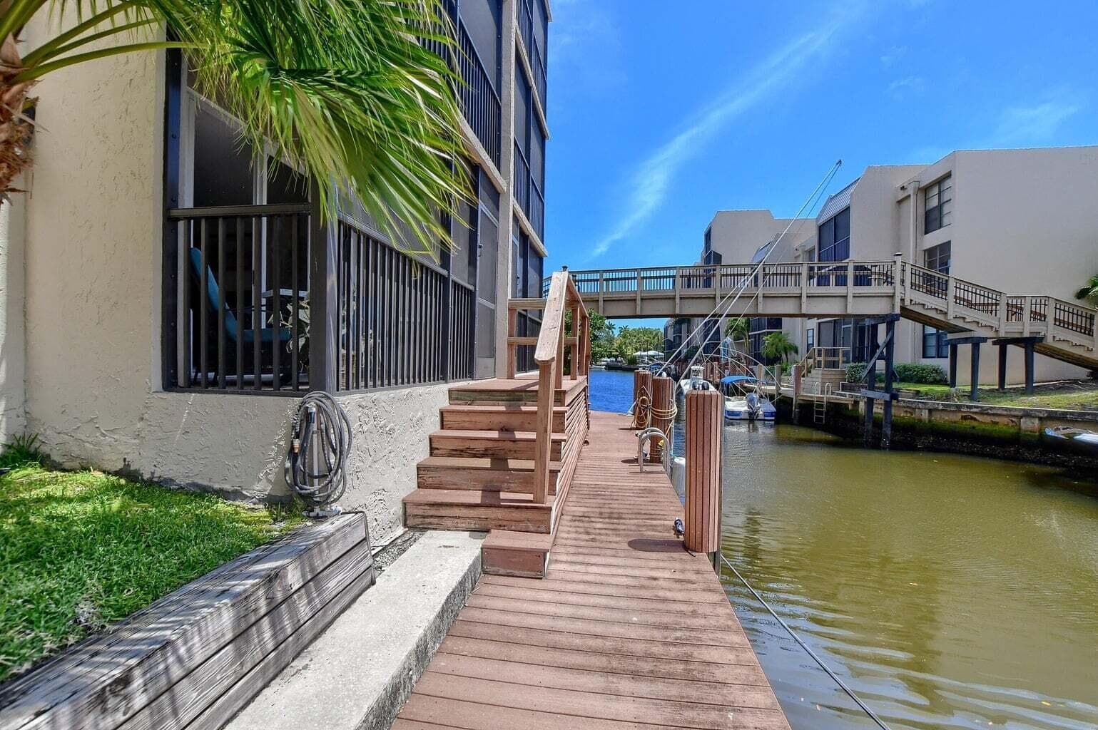 3 Royal Palm Way 102 photo 18