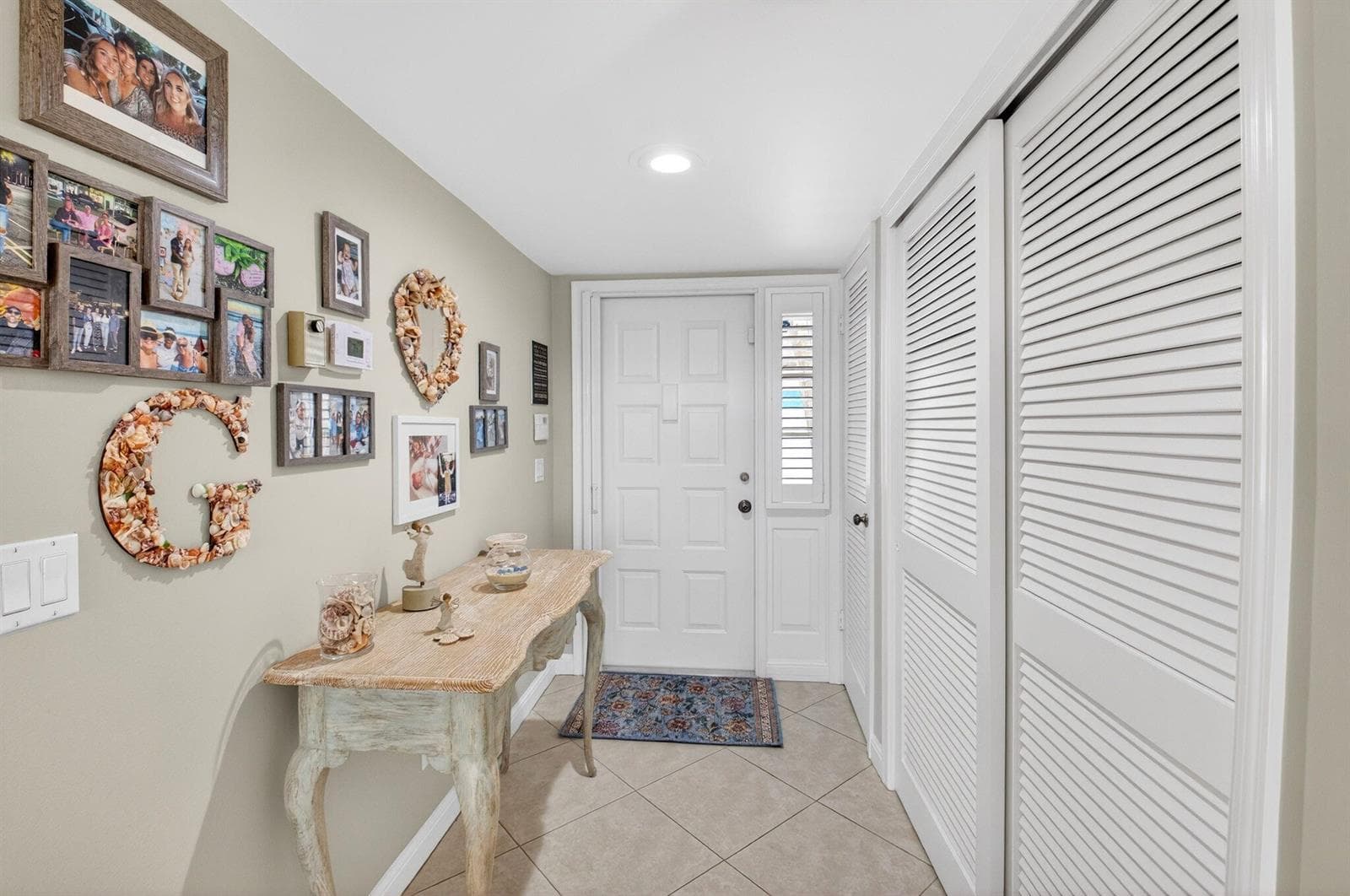 75 Venetian Drive A-2 photo 4