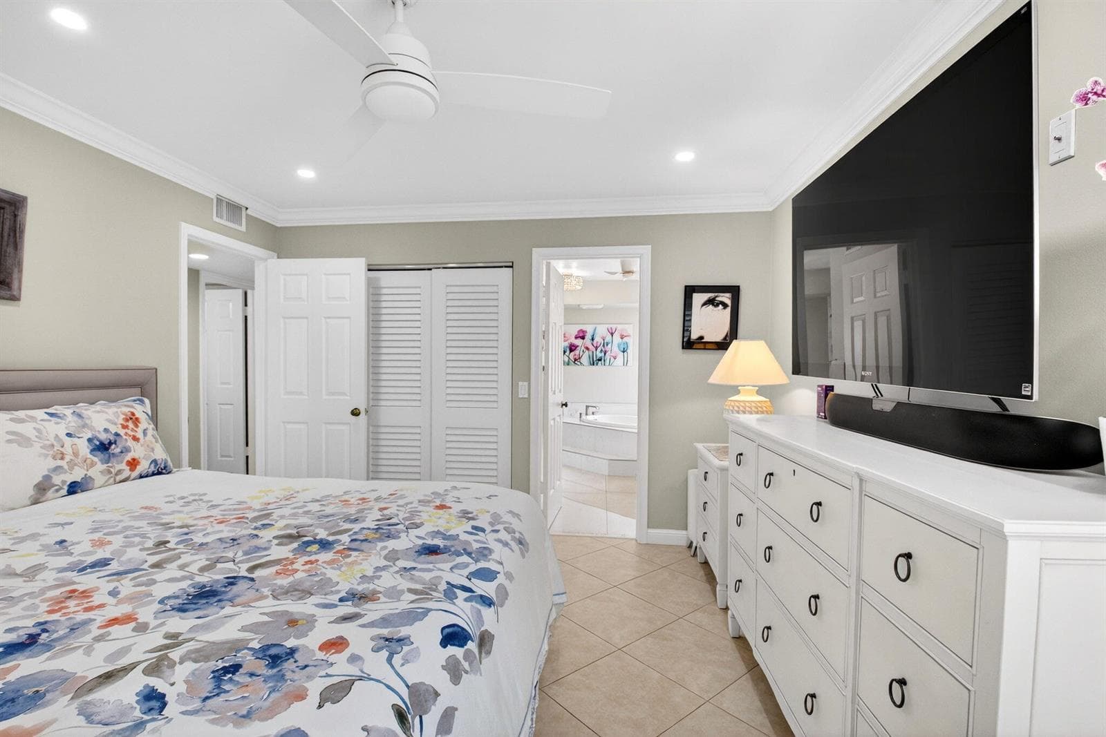 75 Venetian Drive A-2 photo 25