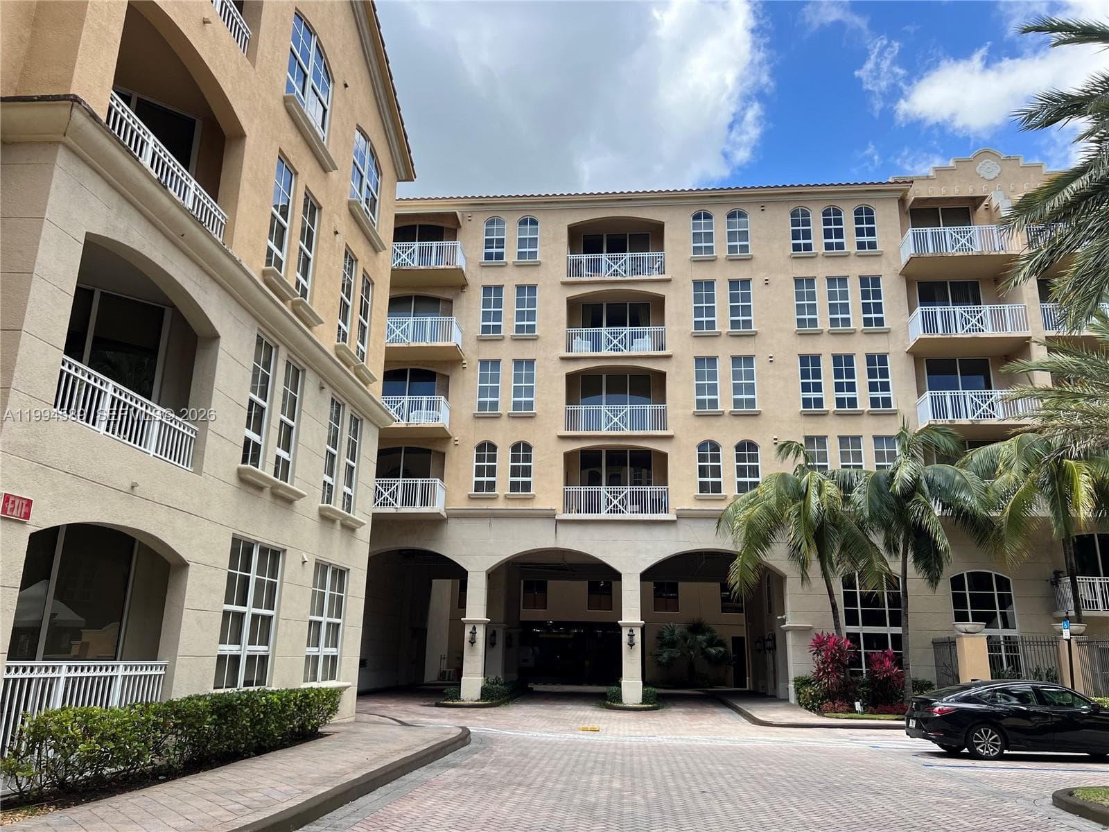 3001 185th St 122 photo 3