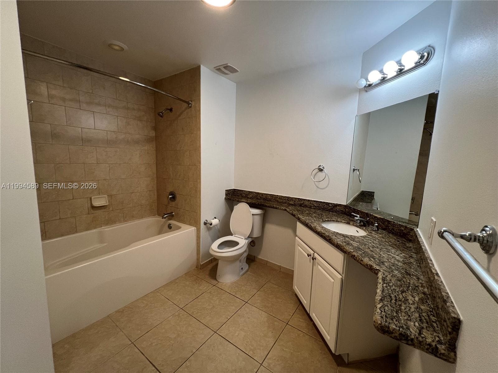 3001 185th St 122 photo 11