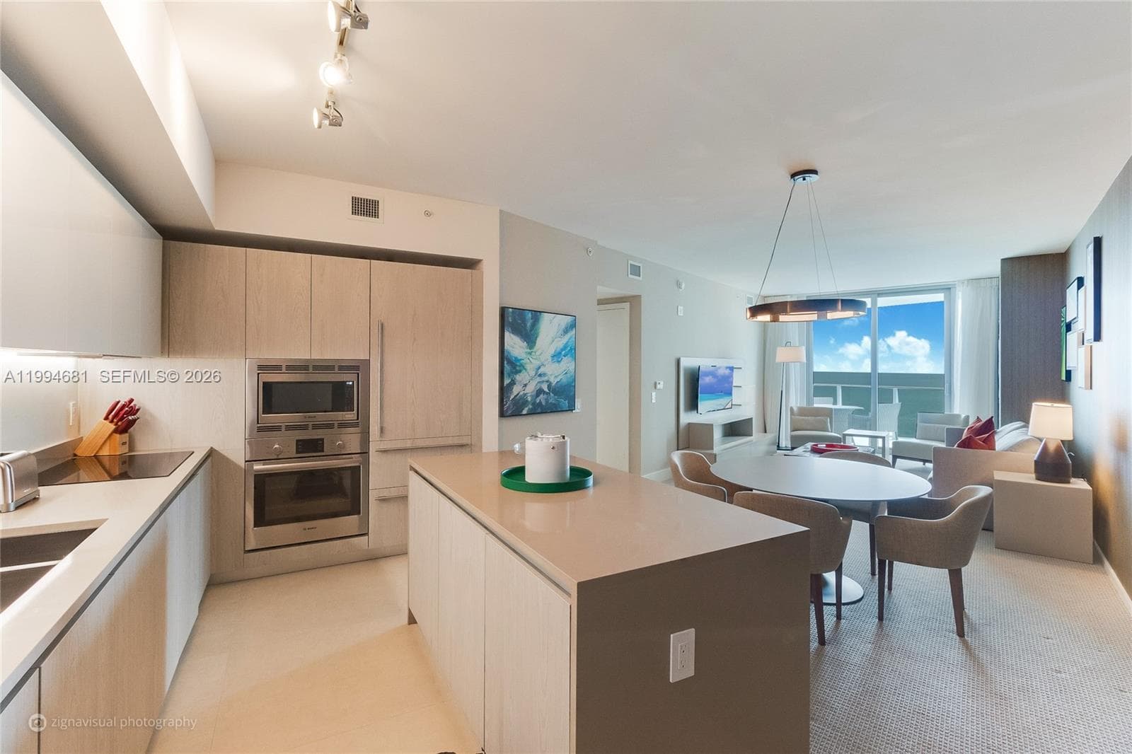 4111 Ocean Dr 2707 photo 1