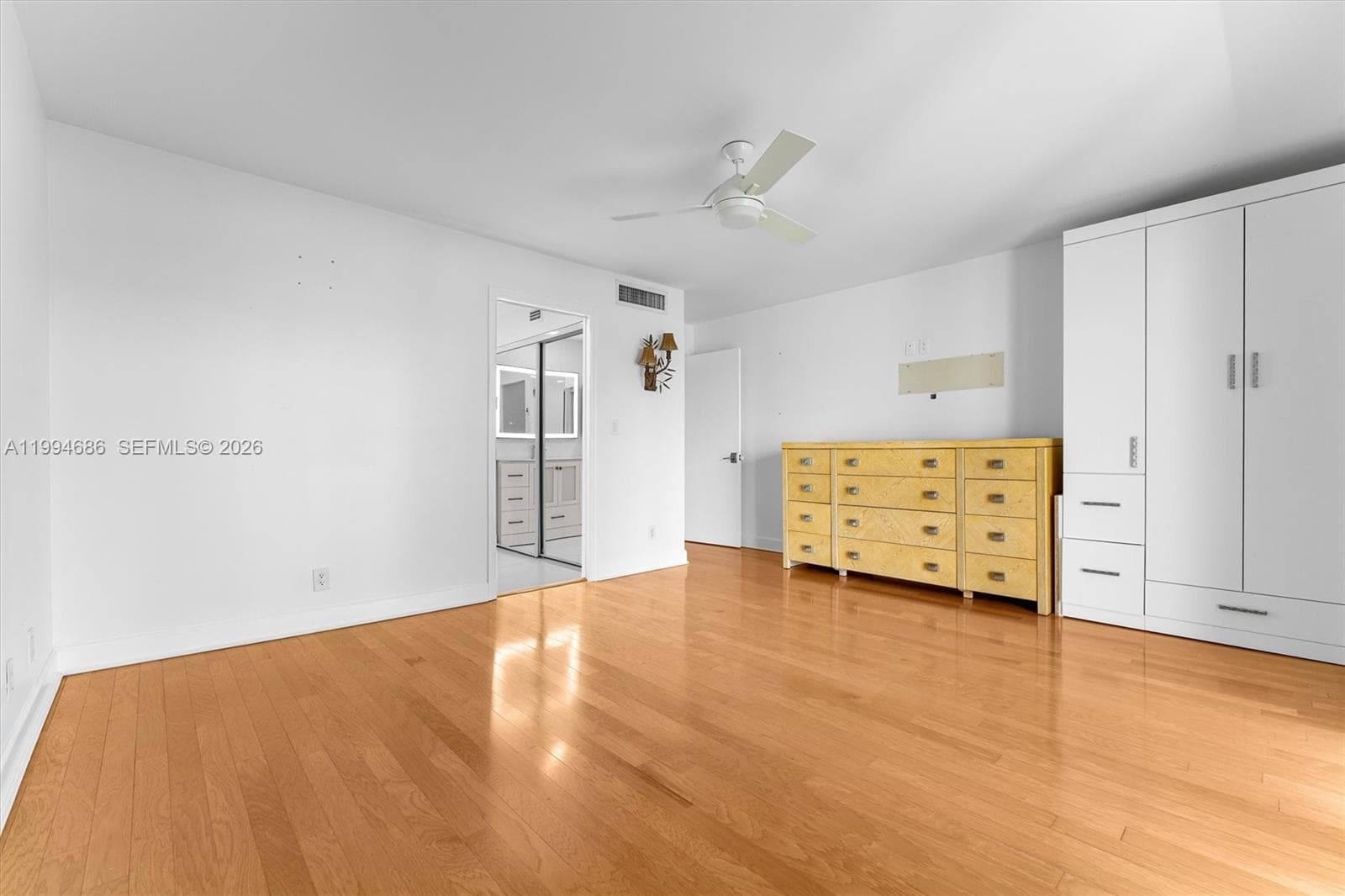 392 Golfview Rd A photo 23