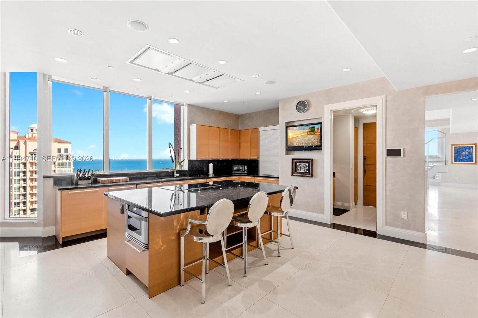 60 Edgewater Dr TS-A photo 8