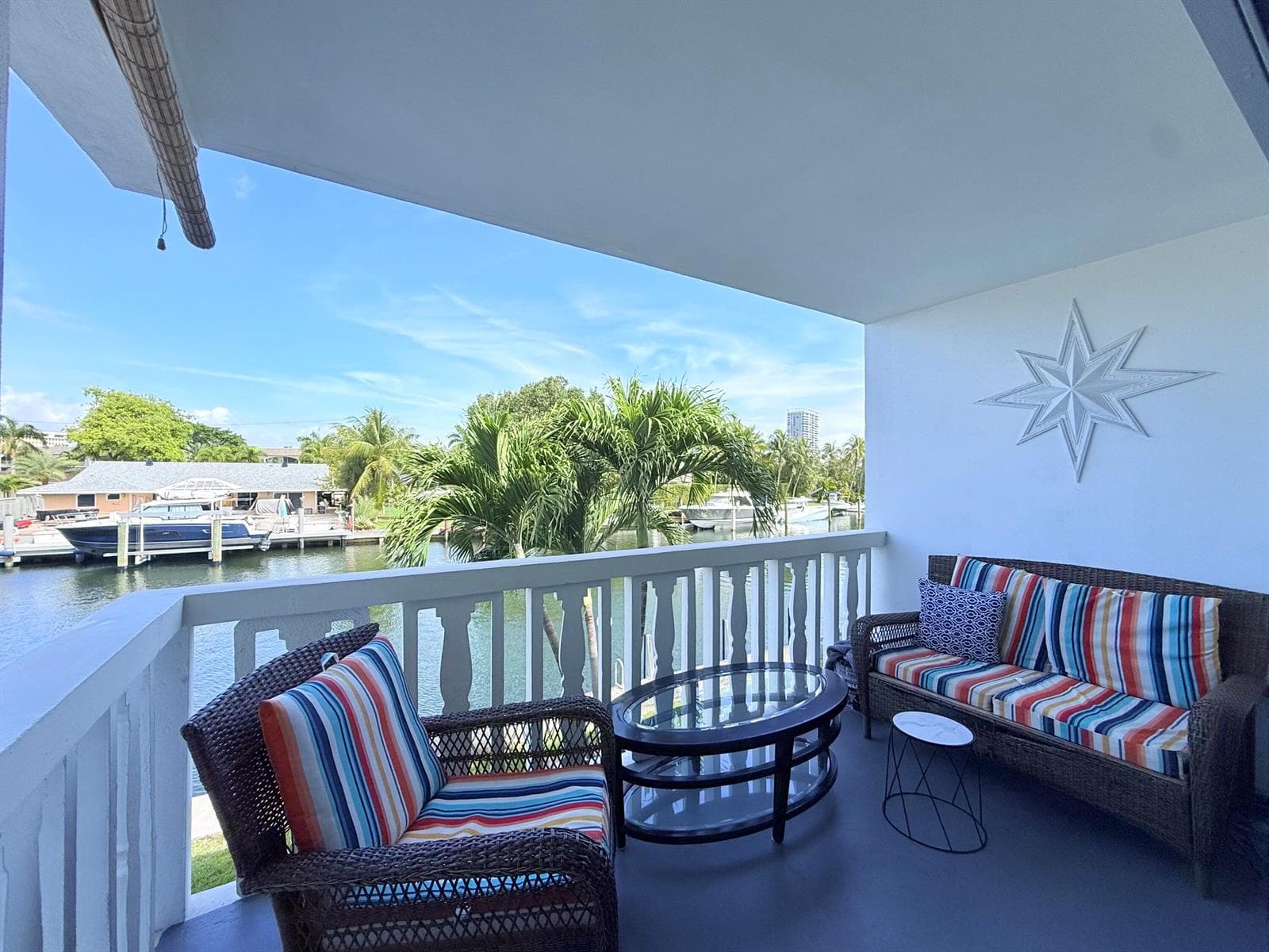 470 Paradise Isle Boulevard 204 photo 2
