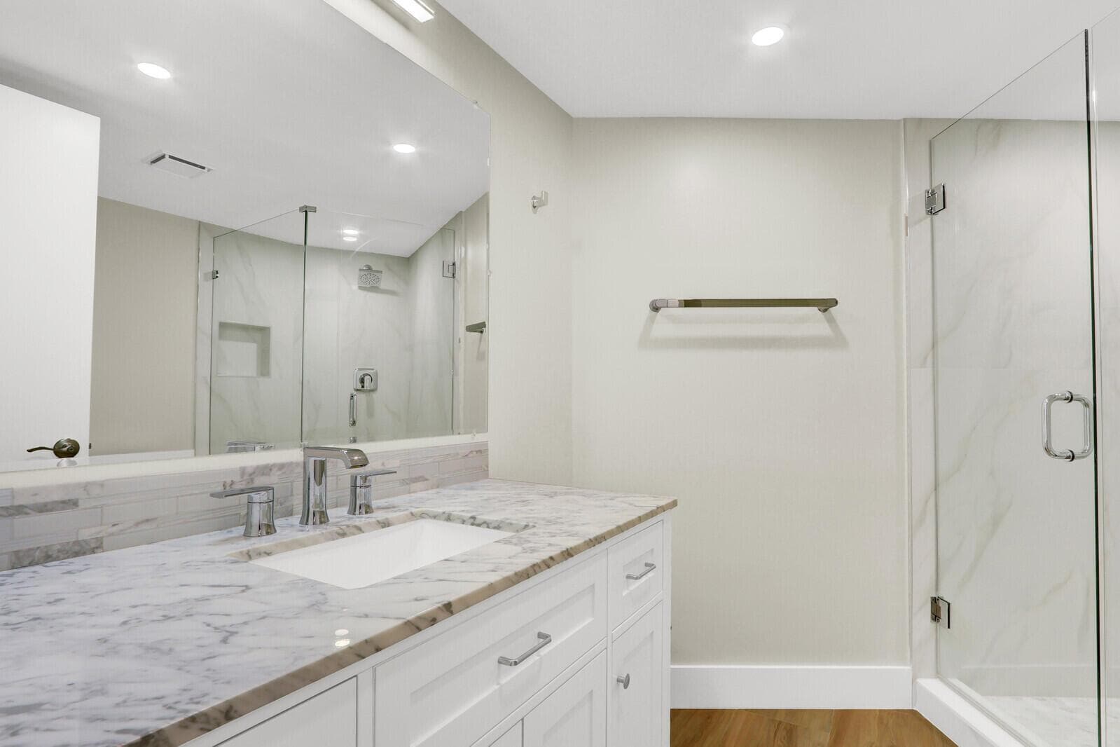 5420 N Ocean Drive 506 photo 22
