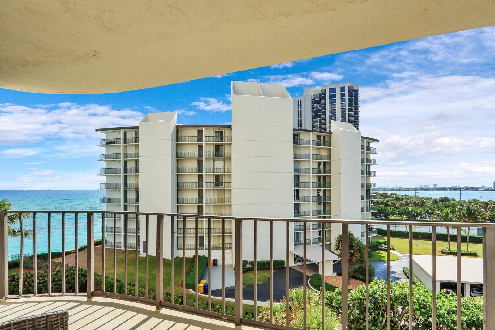 5420 N Ocean Drive 506 photo 1