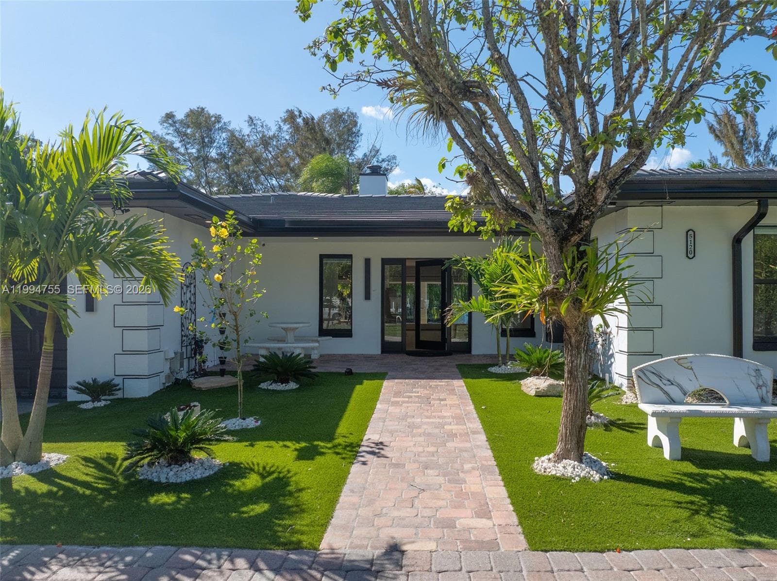 5120 Carillo St photo 2