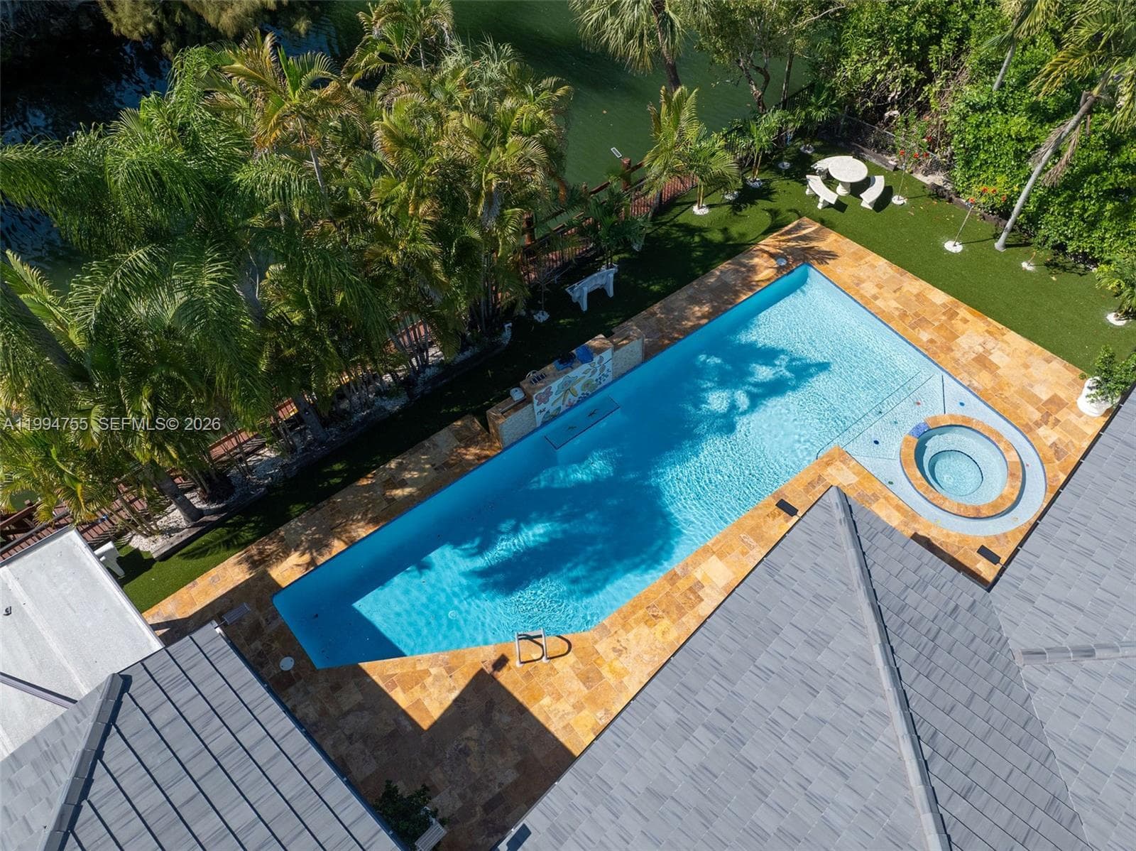 5120 Carillo St photo 12