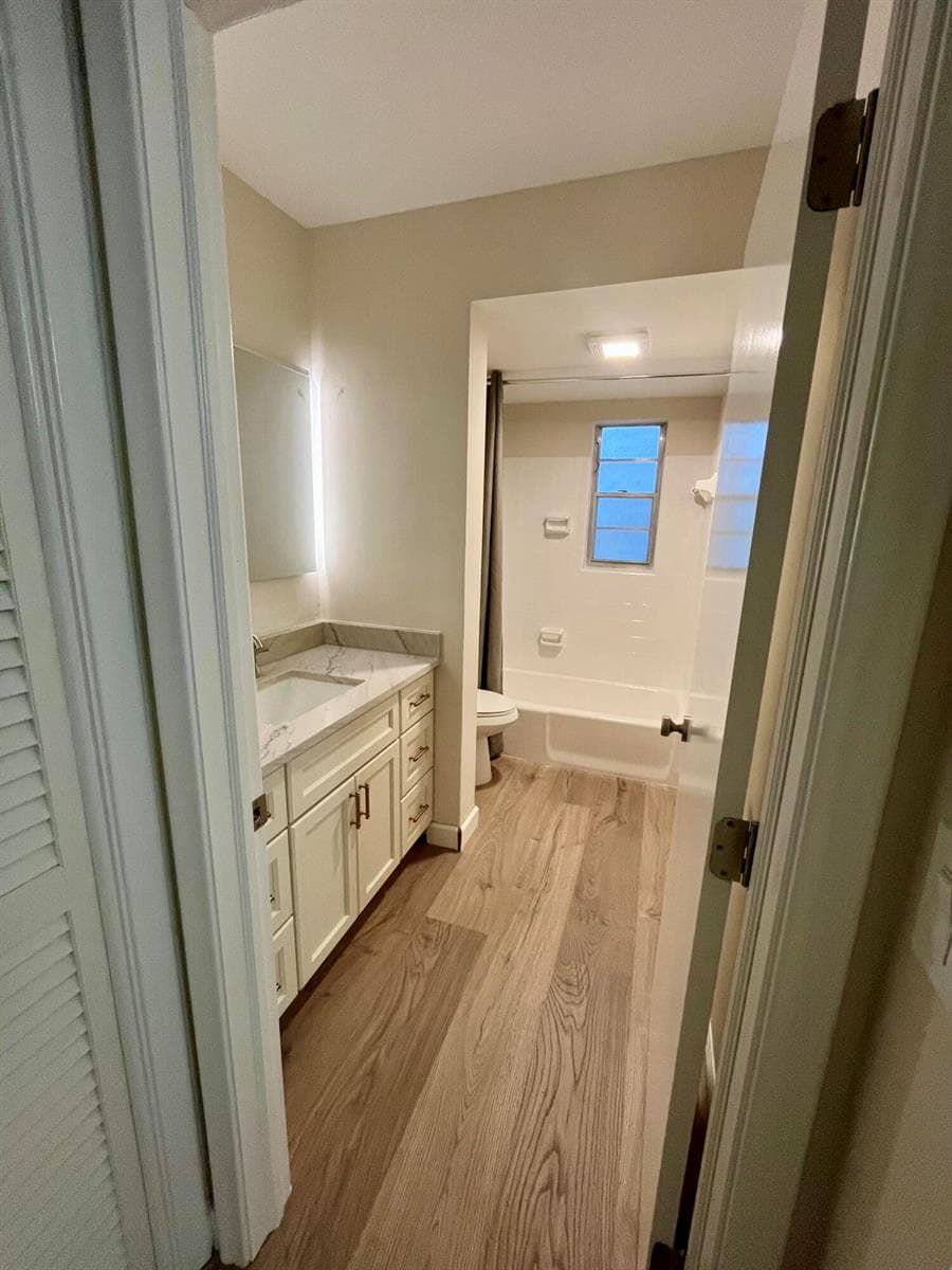 311 E Ocean Avenue 205 photo 14
