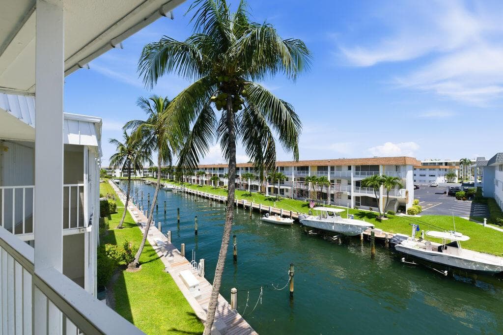 101 Doolen Court 307 photo 24