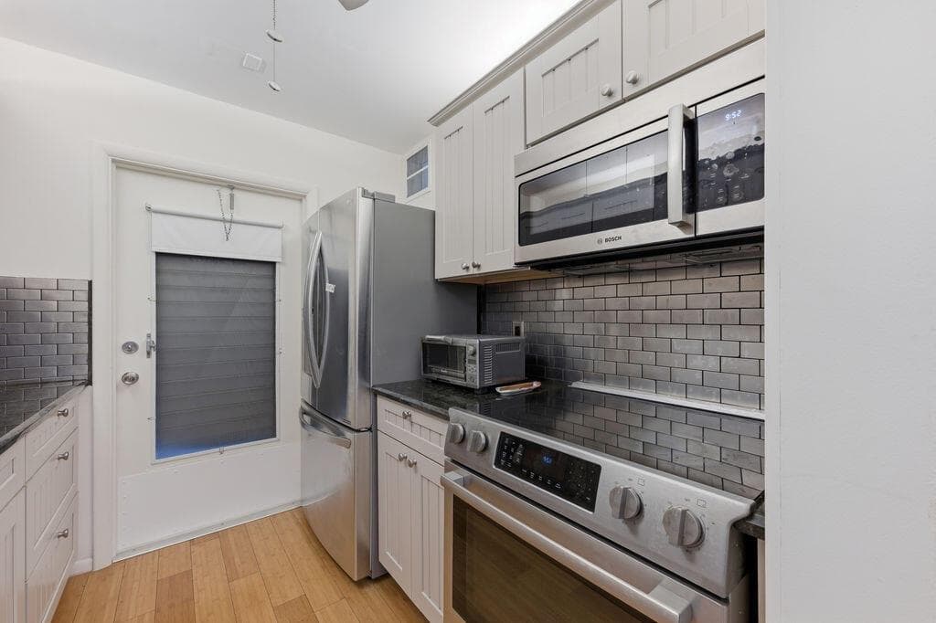 101 Doolen Court 307 photo 18