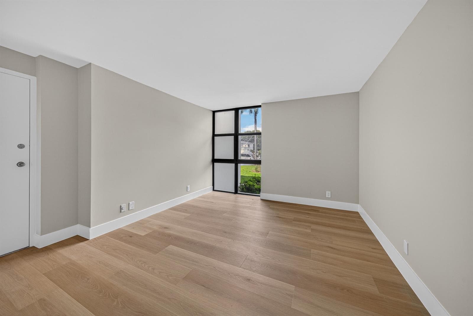 1301 River Reach Drive 110 photo 21