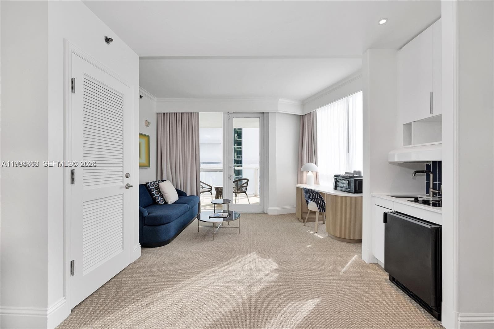 4401 Collins Ave 902 photo 6