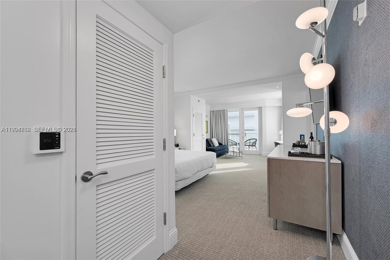 4401 Collins Ave 902 photo 3