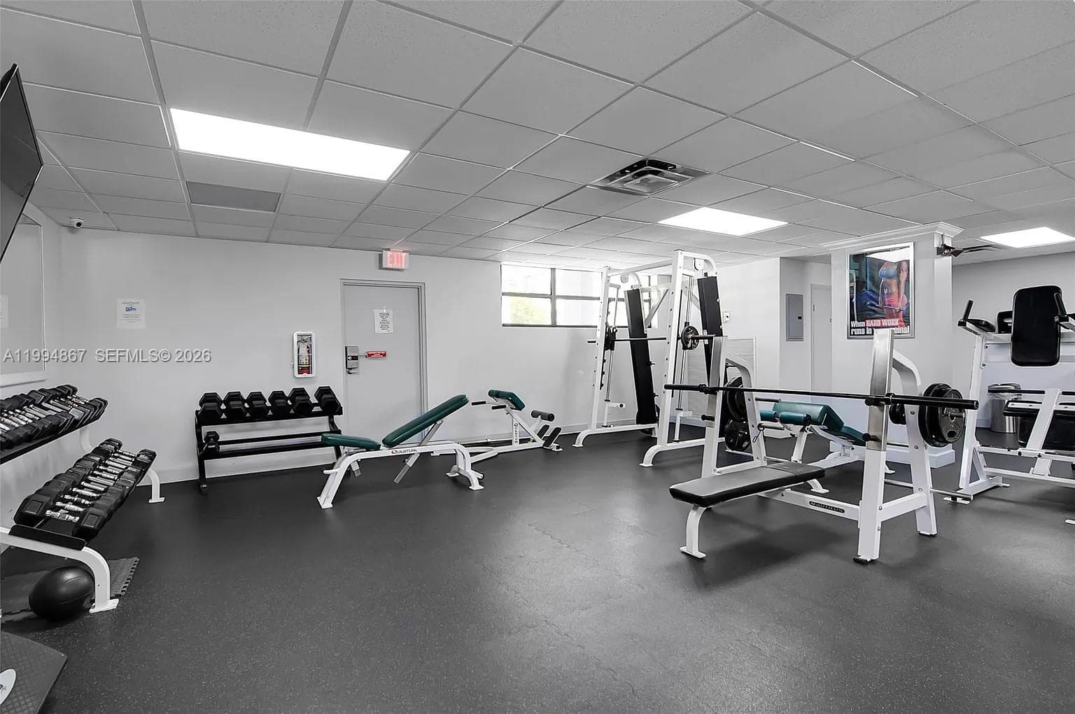 600 Parkview Dr 222 photo 18