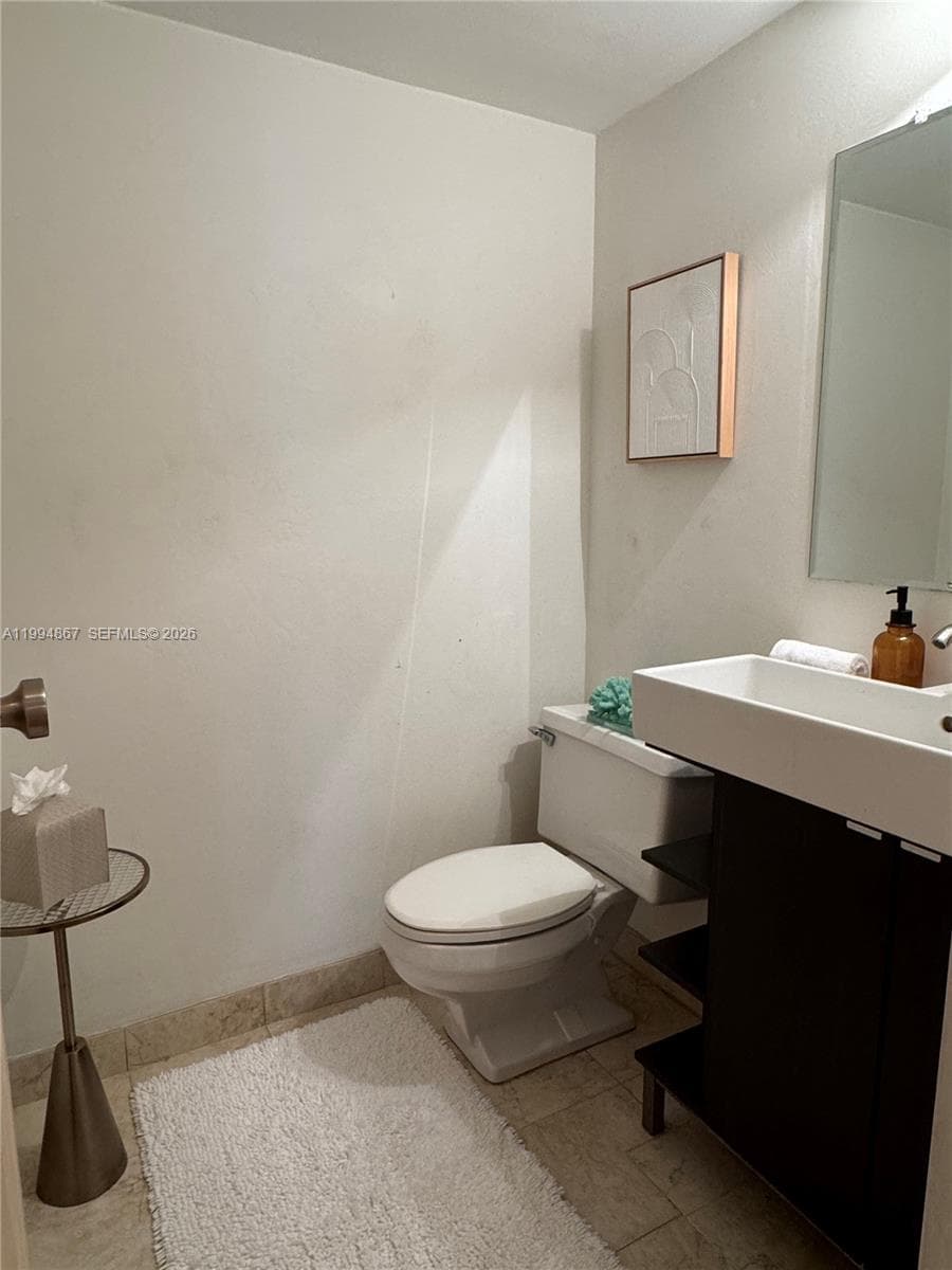 600 Parkview Dr 222 photo 15