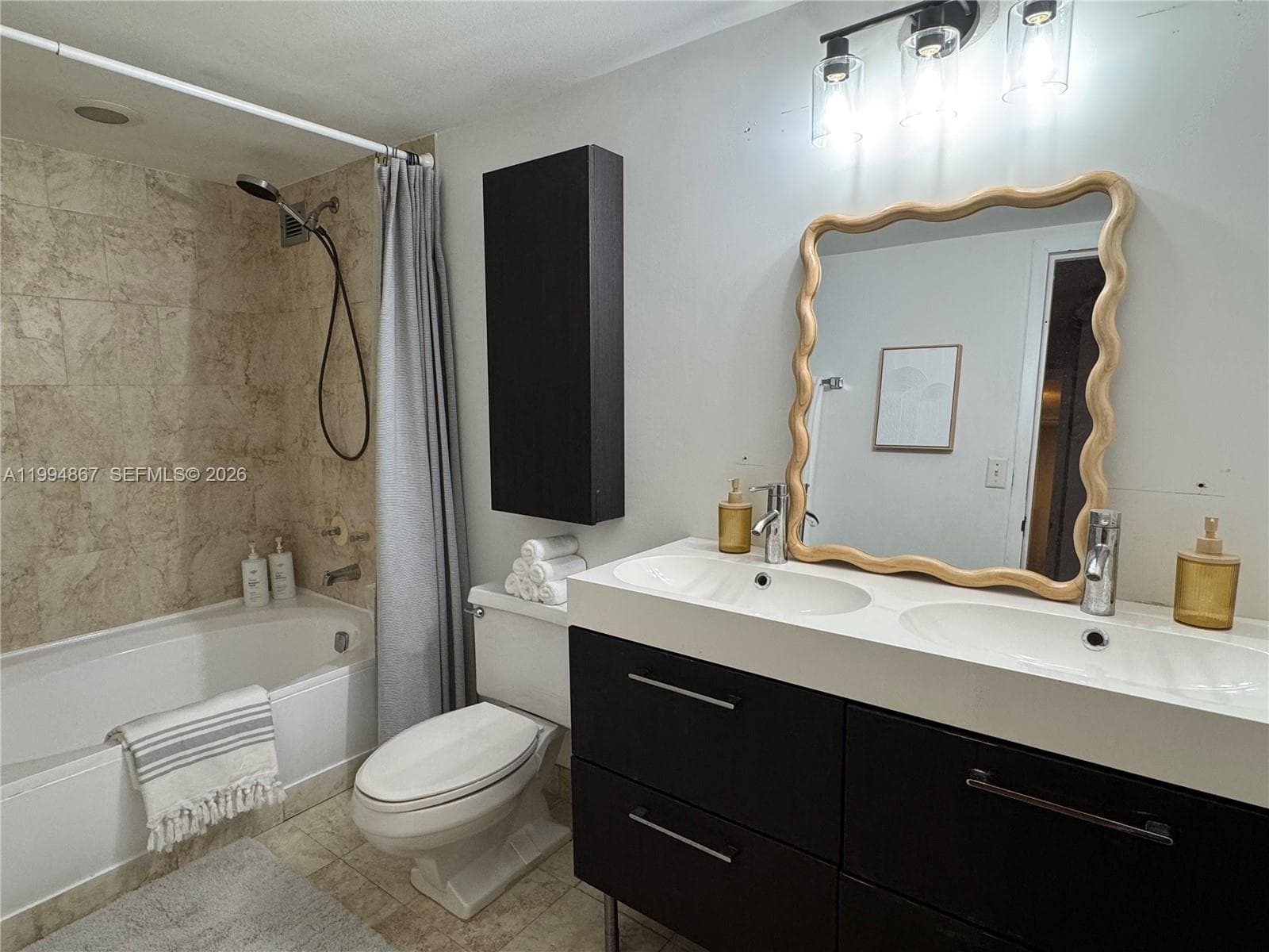 600 Parkview Dr 222 photo 11