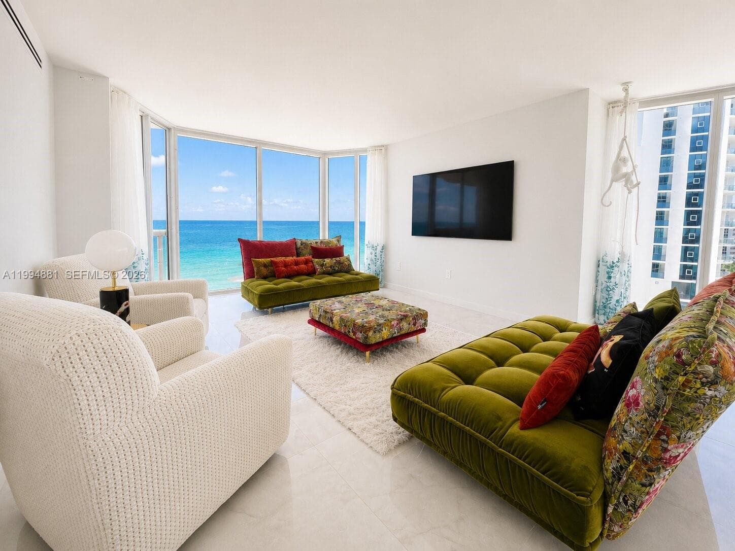 17555 Collins Ave 1001 photo 2