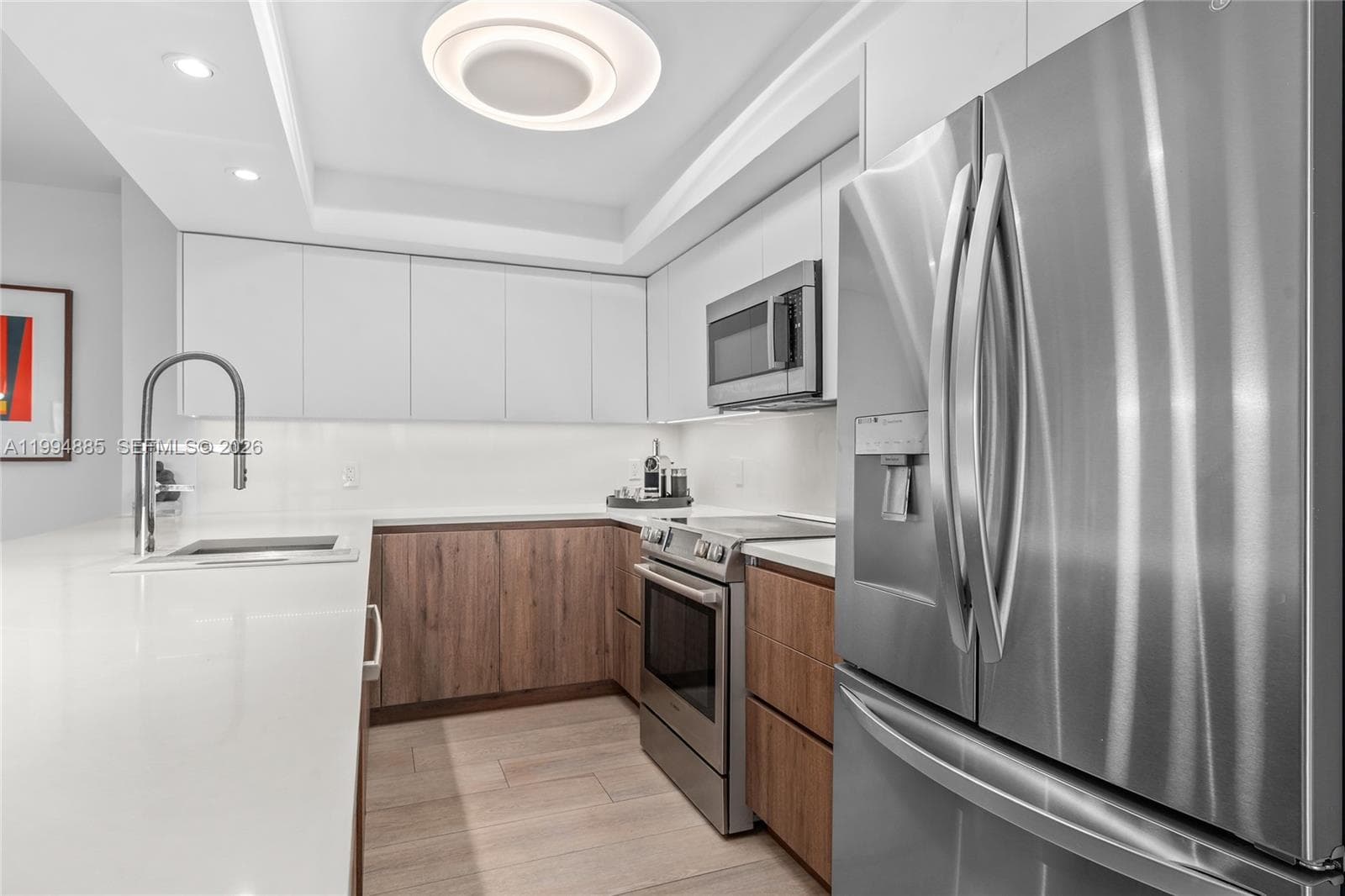 177 Ocean Lane Dr 812 photo 3