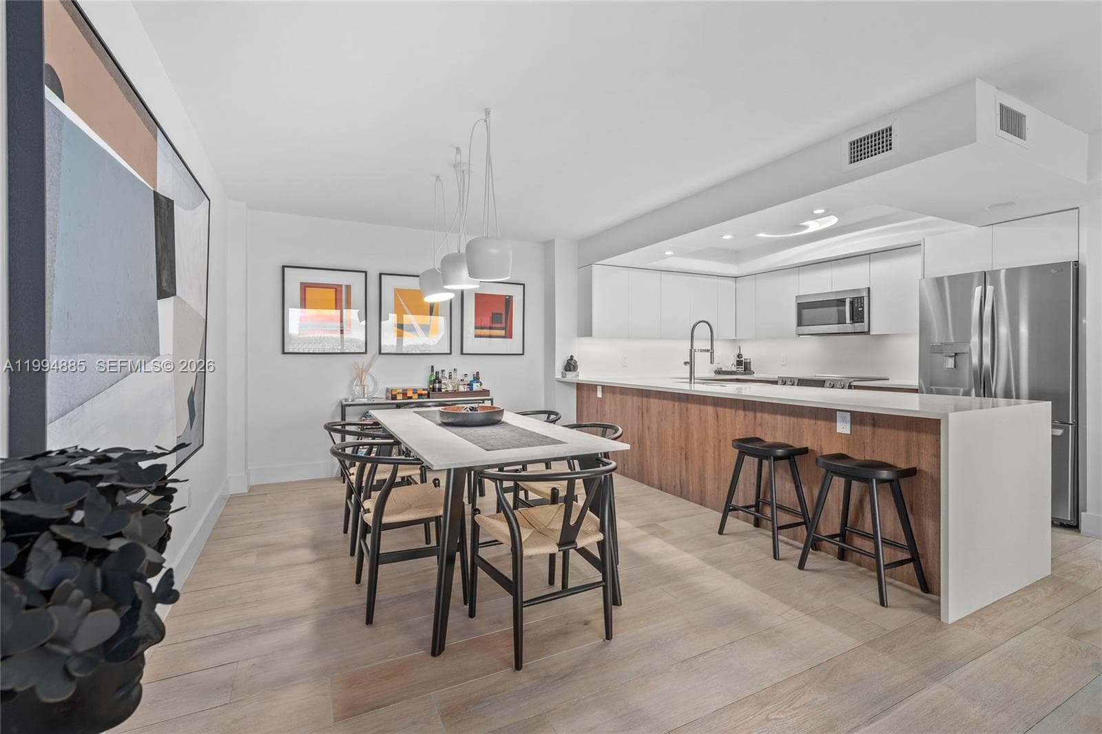 177 Ocean Lane Dr 812 photo 1