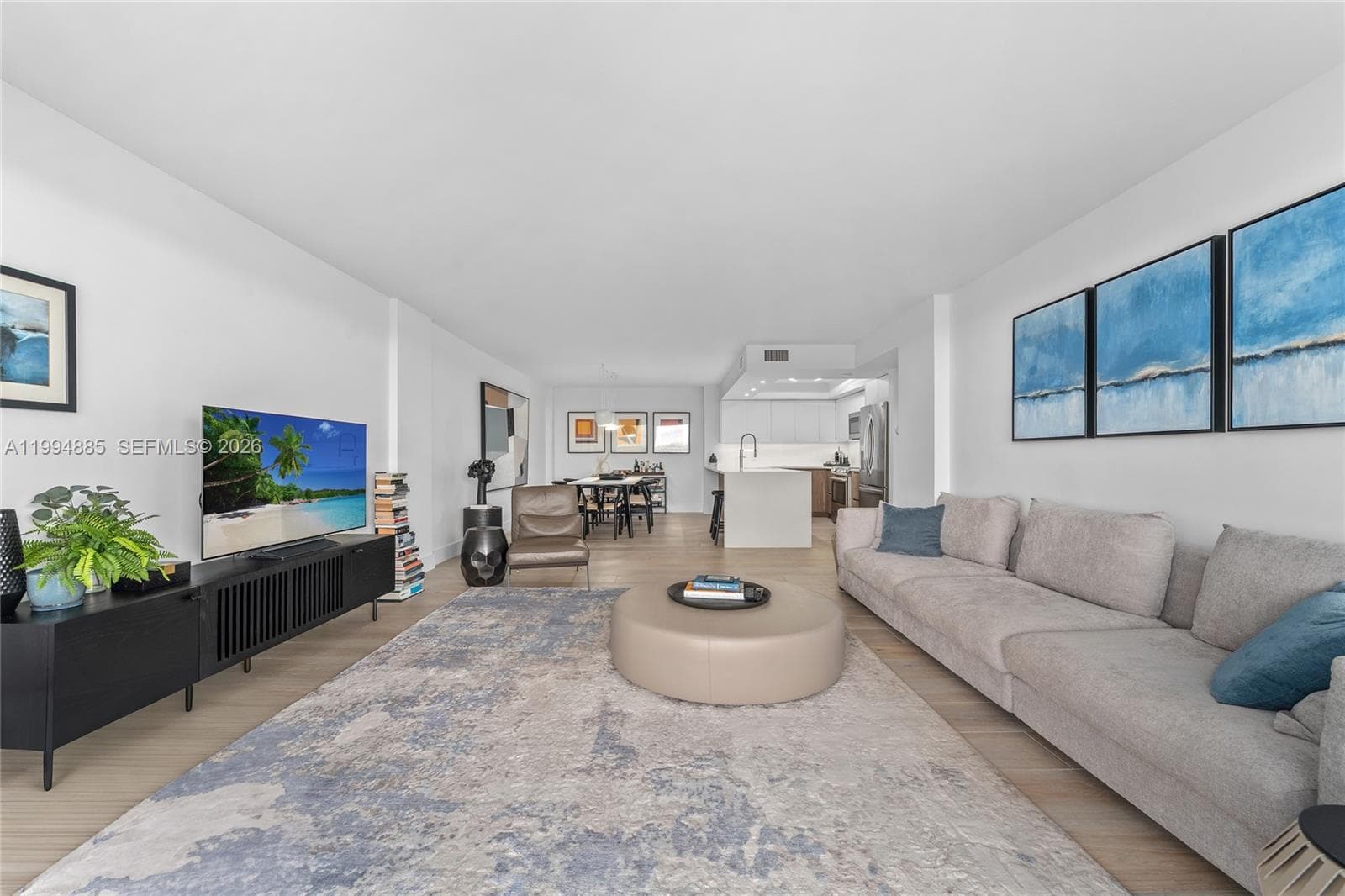 177 Ocean Lane Dr 812 photo 8