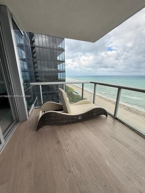 17121 Collins Ave 1207 photo 2