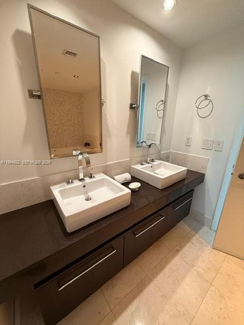 17121 Collins Ave 1207 photo 17
