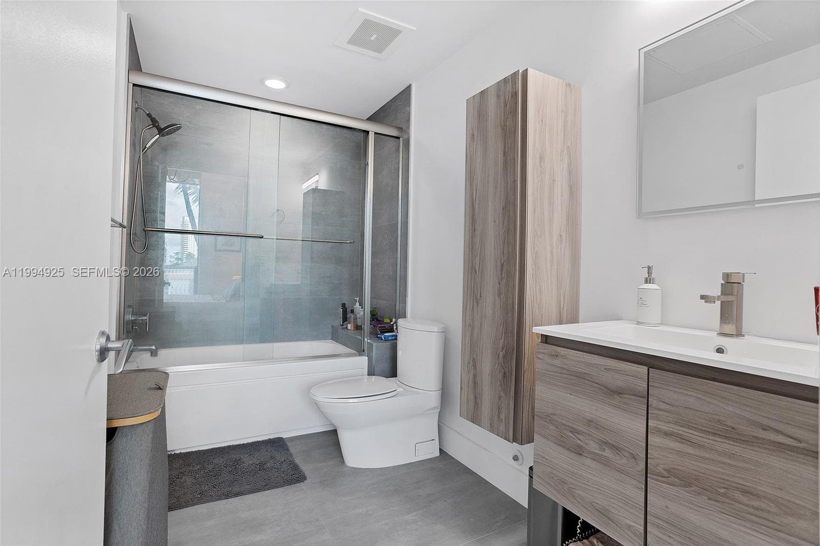 3029 188th St 419 photo 10