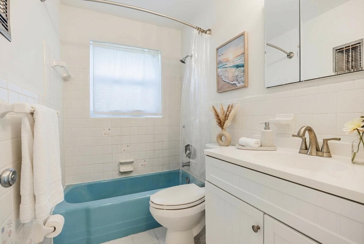 270 SE 9th Court photo 10