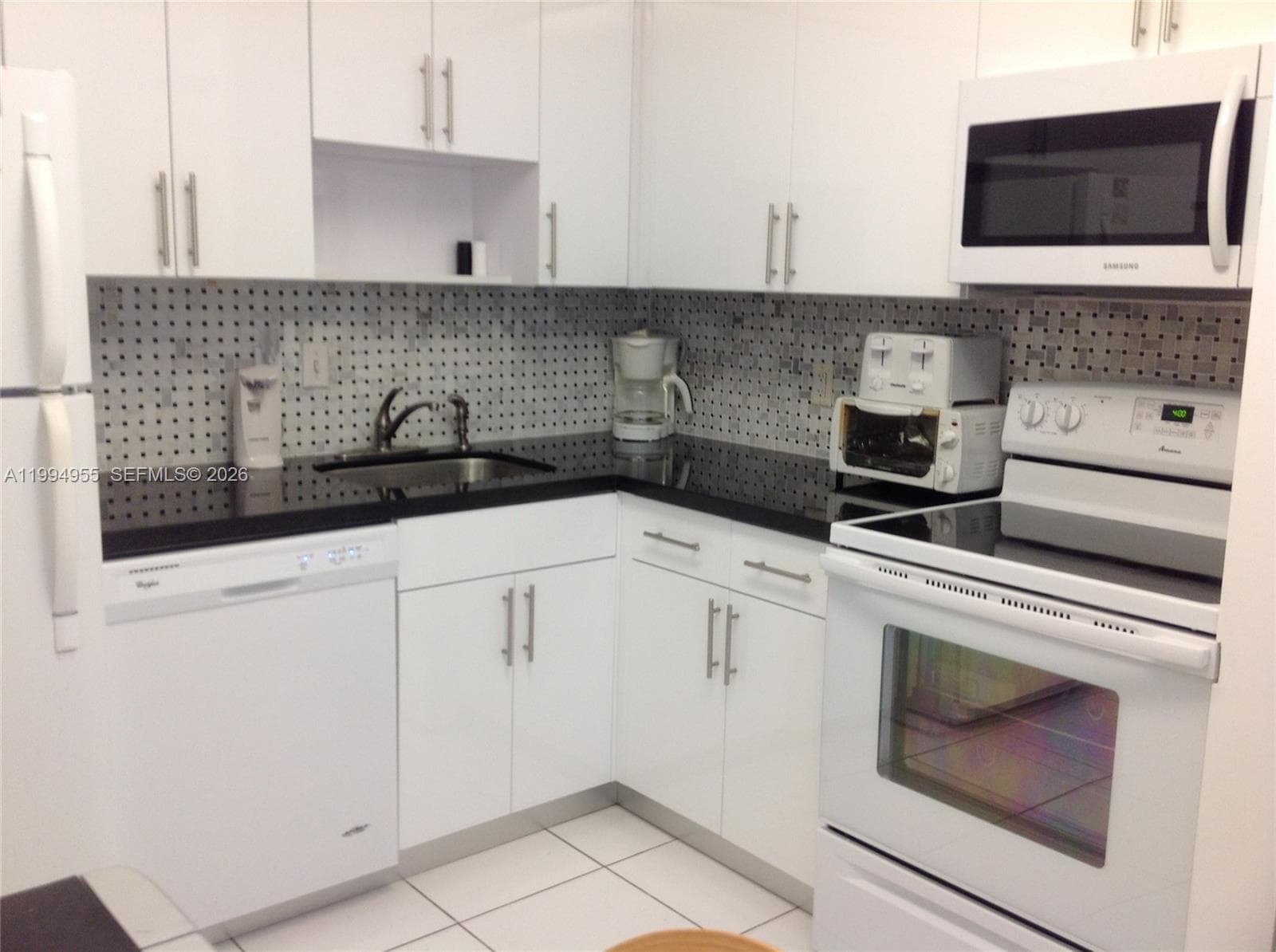 5151 Collins Ave 1119 photo 6