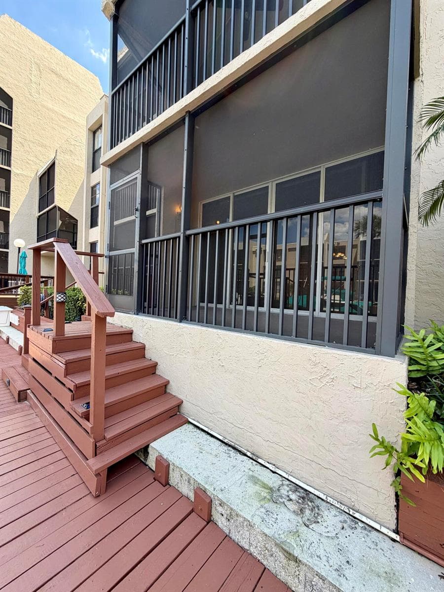 6 Royal Palm Way 102 photo 22
