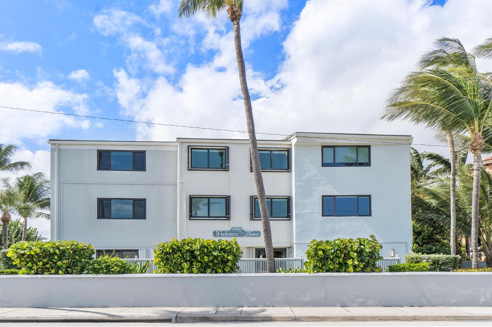 250 S Ocean Boulevard 274 photo 2