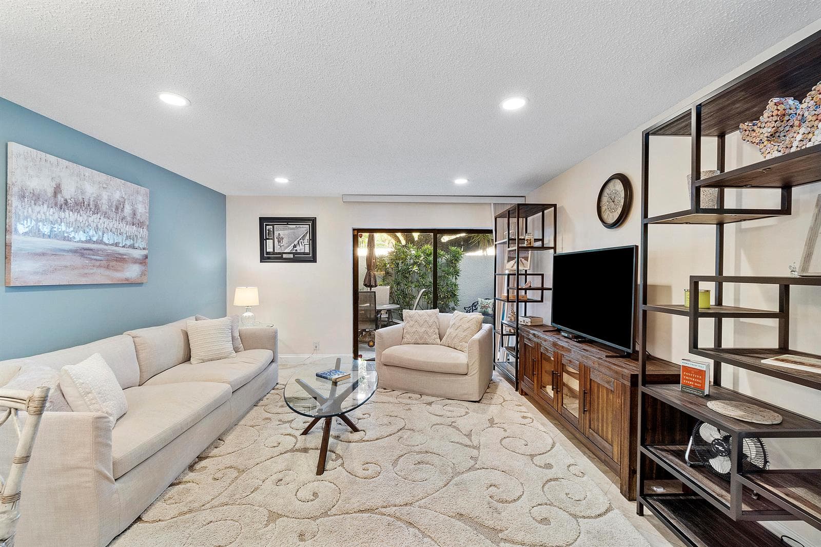 250 S Ocean Boulevard 274 photo 9